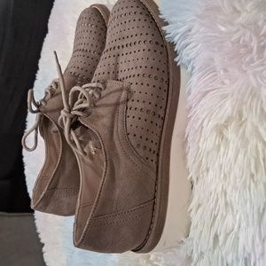 Andrea Women's Shoes, Size 9